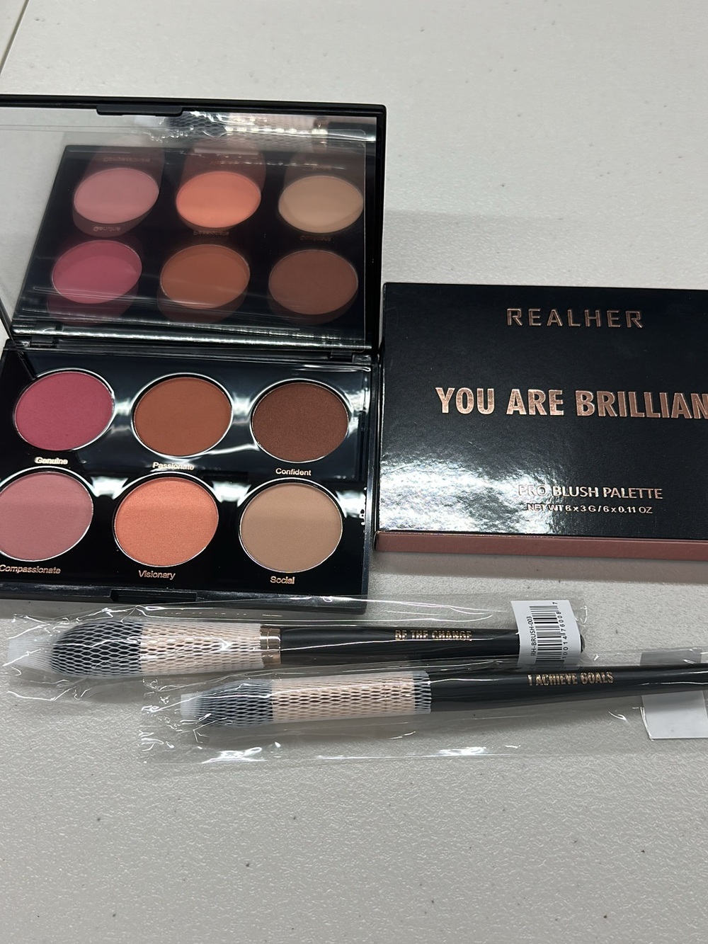 RealHer Blush Palette — Pink, Peach & Brown Tones